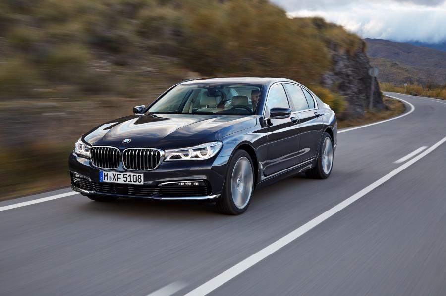  BMW 730d 2015 года  (фото 1 из 12)